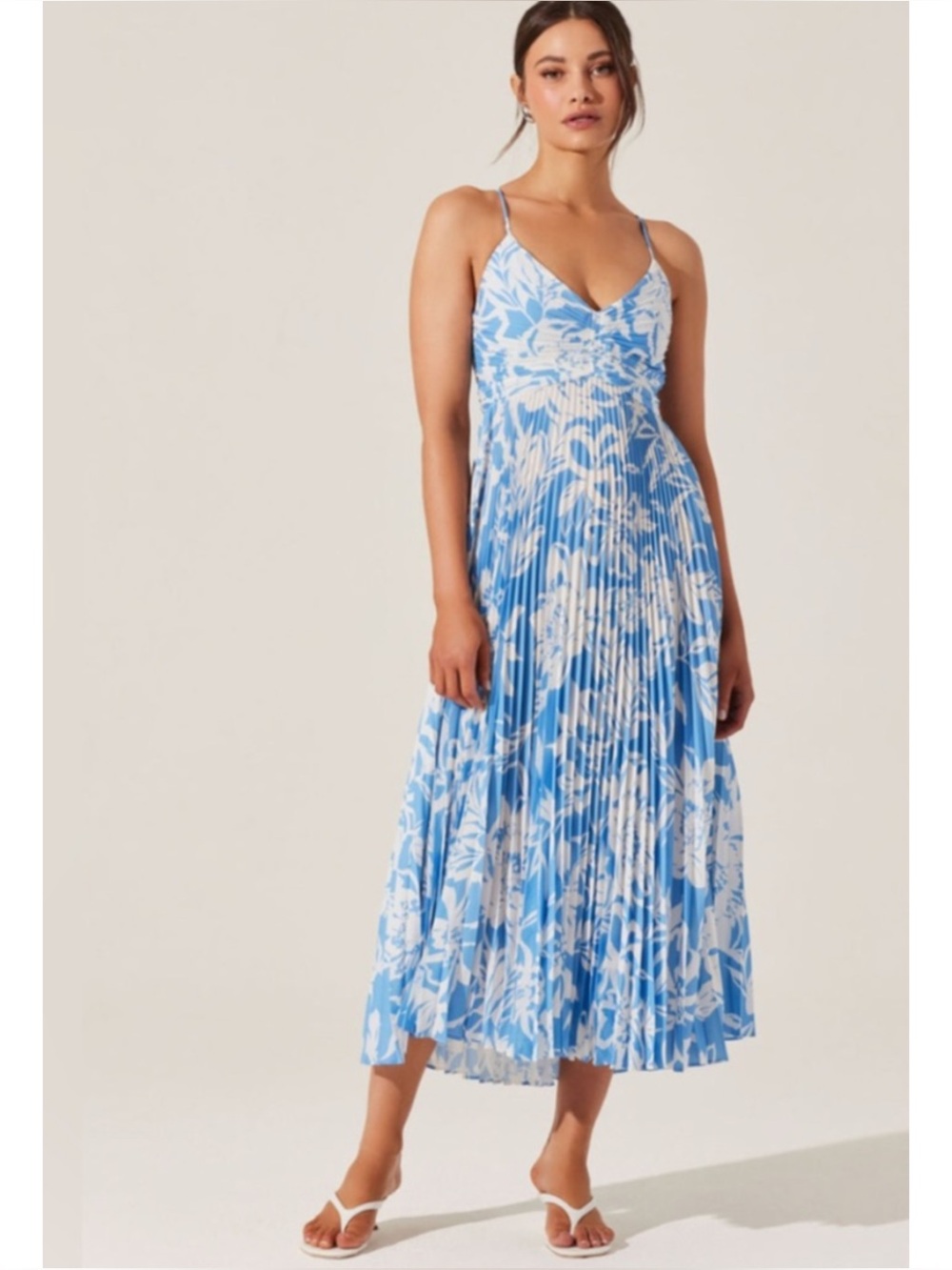 ASTR | Blythe Pleated Tie-Back Midi Dress in Blue Floral, Size Medium
